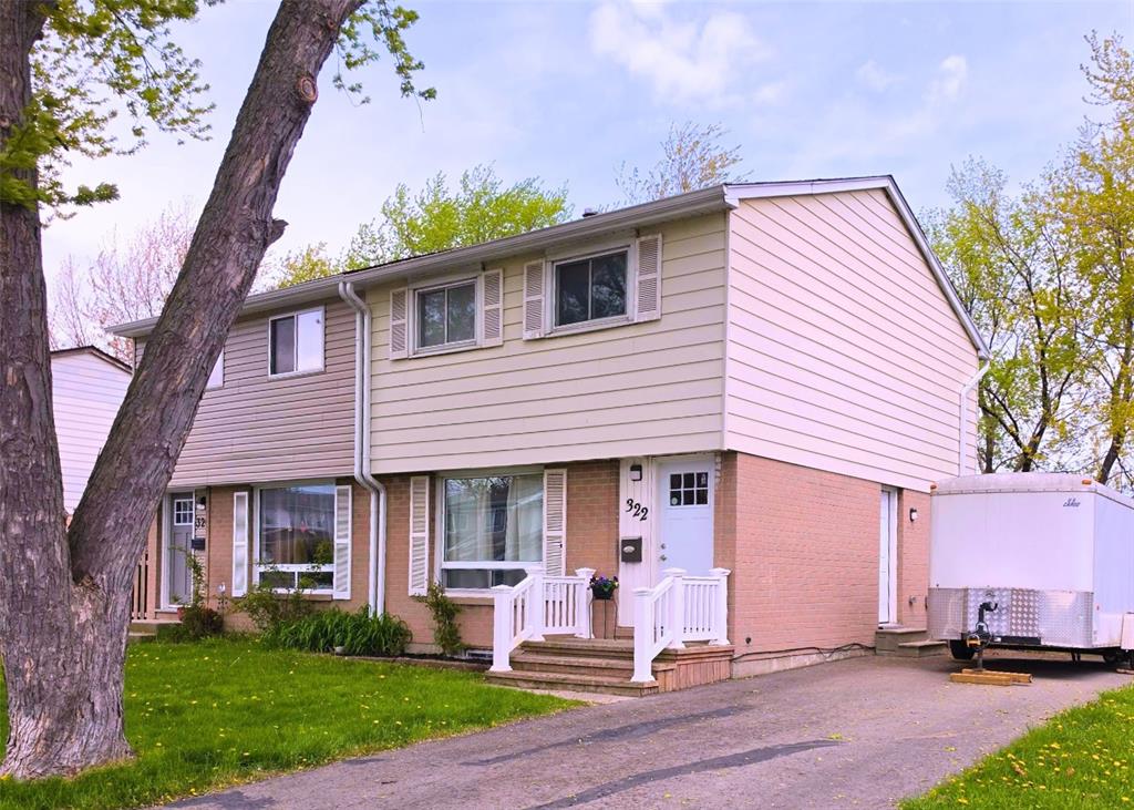 MLS# 26010008: 322 Somerset Crescent, Sarnia, Canada