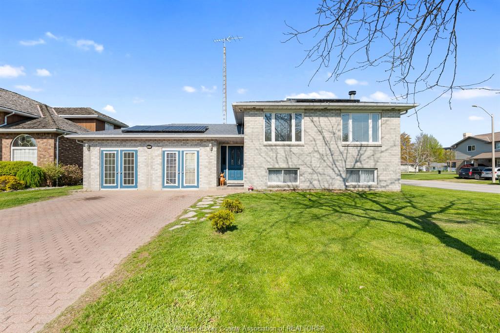 MLS# 26010669: 80 Shawnee Court, Leamington, Canada