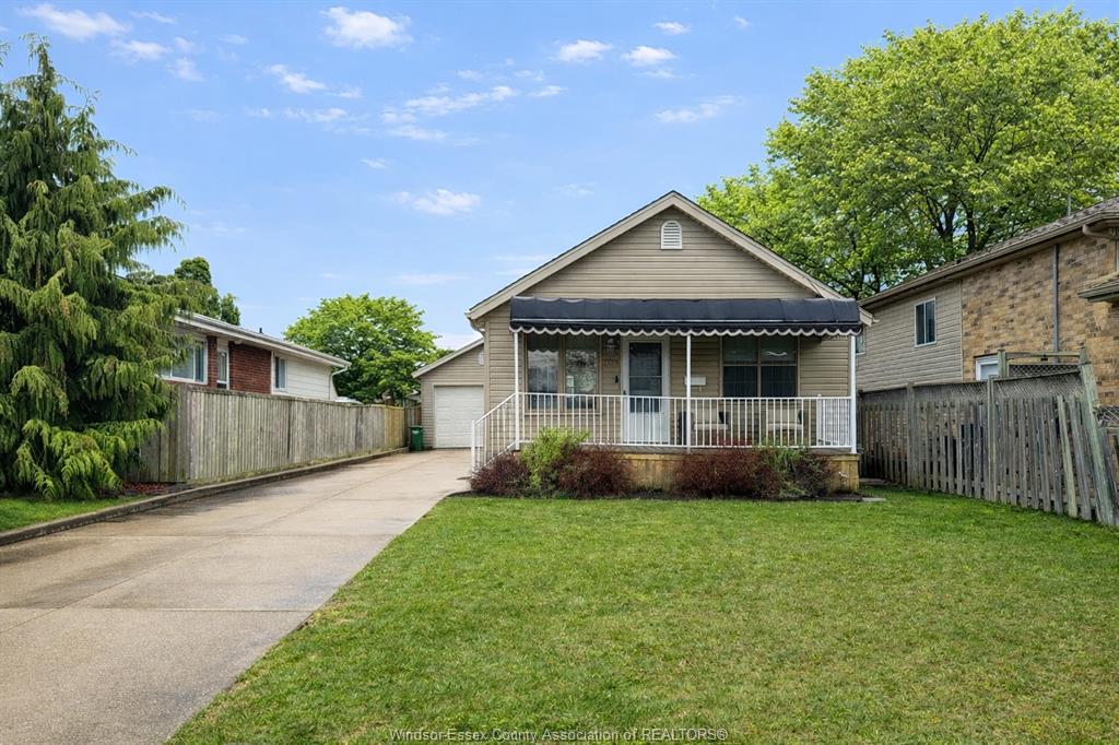MLS# 26010668: 2579 LLOYD GEORGE BLVD, Windsor, Canada