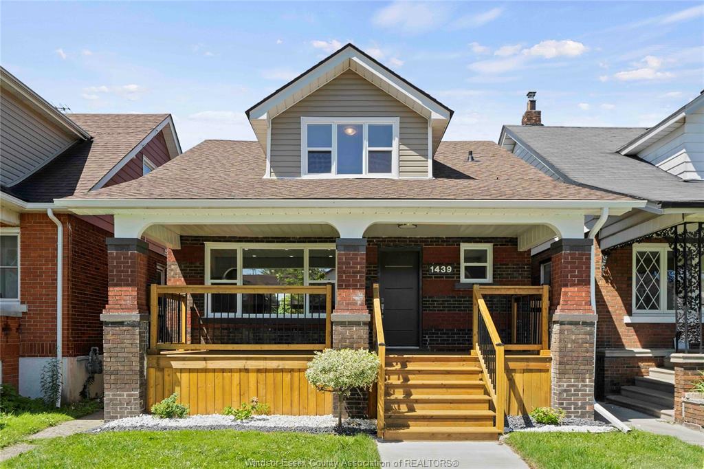 MLS# 26010695: 1439 BENJAMIN Avenue Unit# 2ND FLOOR, Windsor, Canada