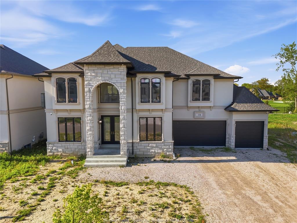 MLS# 26010716: 336 BENSON Court, Amherstburg, Canada