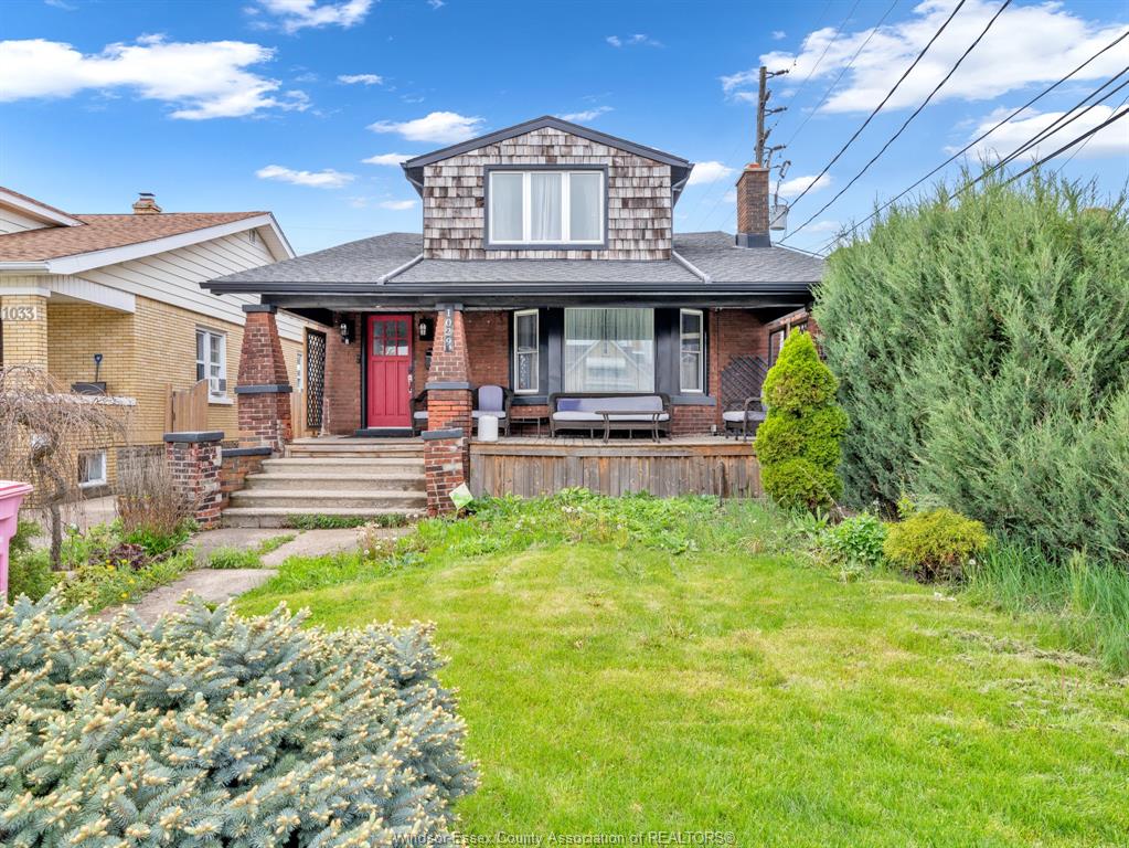 MLS# 26010718: 1029 PARENT  Unit# LOWER UNIT, Windsor, Canada