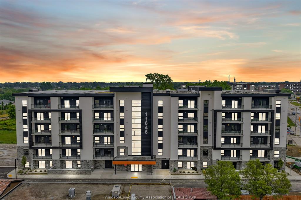MLS# 26010632: 11646 TECUMSEH Road Unit# 500, Windsor, Canada