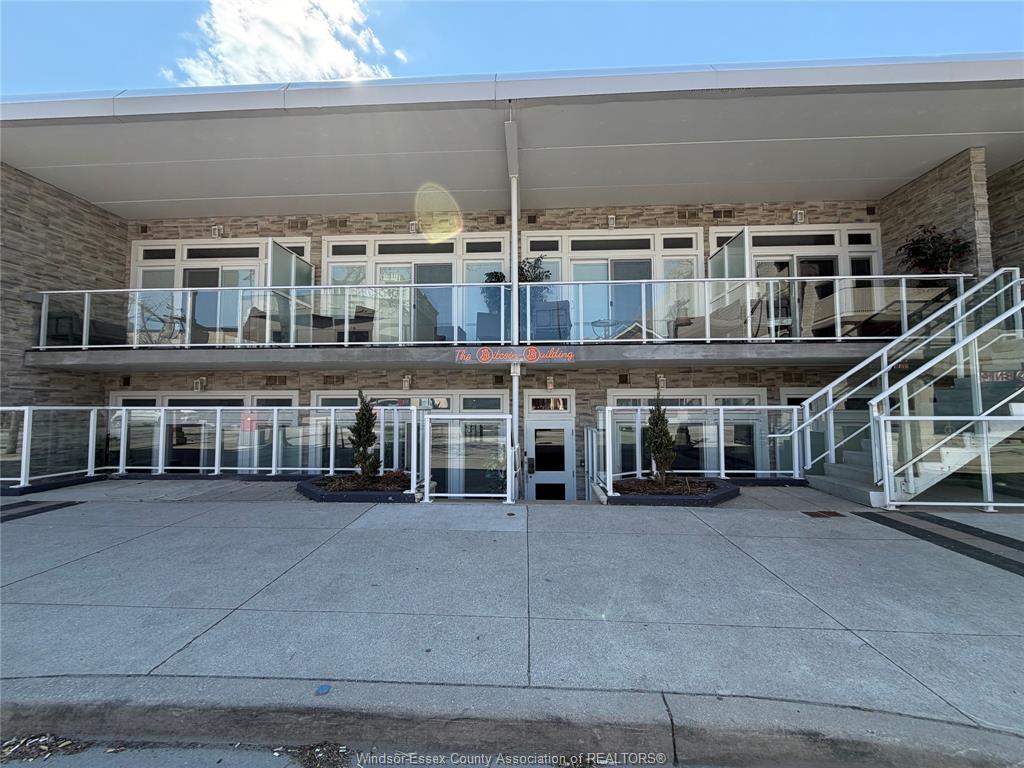 MLS# 26010752: 477 PELISSIER Street Unit# 3, Windsor, Canada