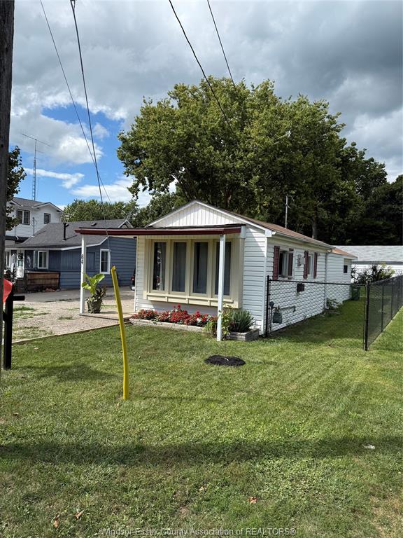 MLS# 26010802: 64 COUNTY RD 50, Colchester South, Canada