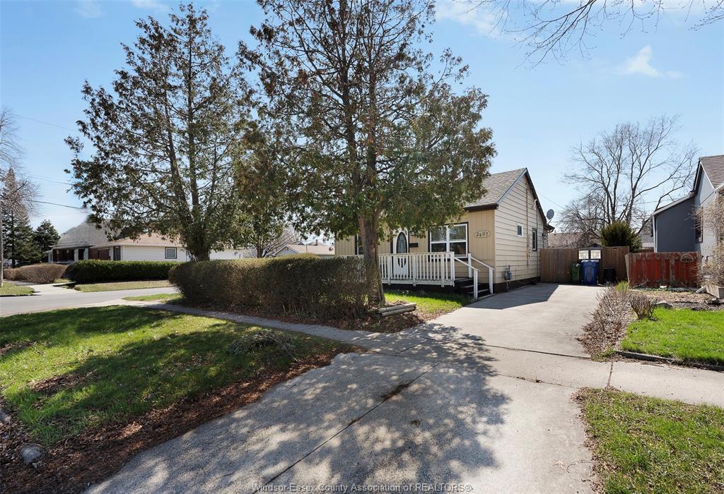 MLS# 26010845: 2497 CHANDLER, Windsor, Canada