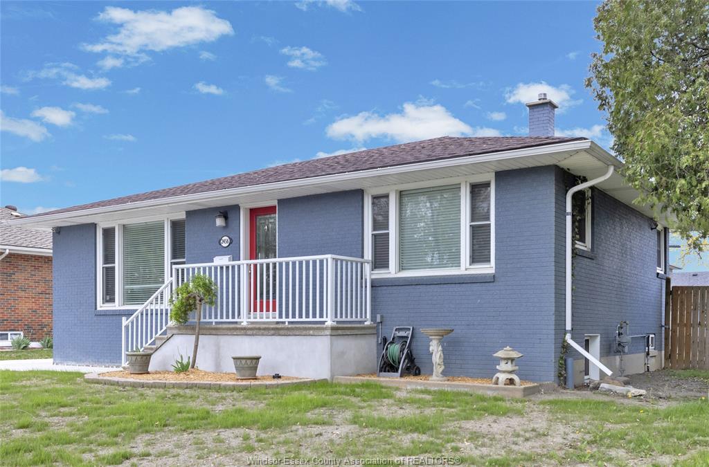 MLS# 26010911: 2456 RANDOLPH, Windsor, Canada