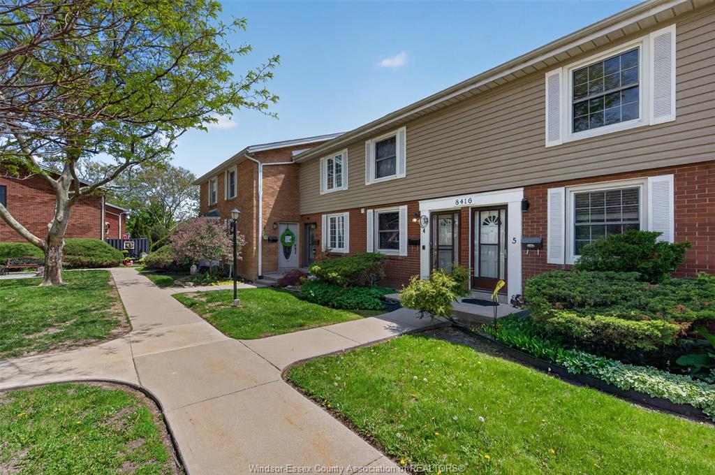 MLS# 26010931: 8416 LITTLE RIVER Road Unit# 4, Windsor, Canada