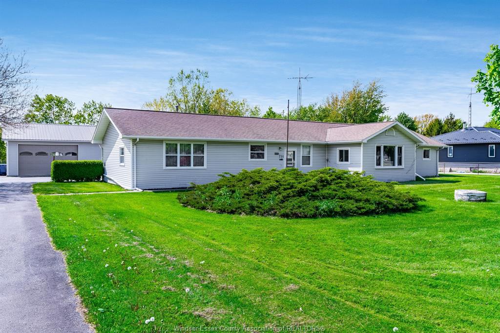 MLS# 26010951: 751 HIGHWAY 77, Leamington, Canada