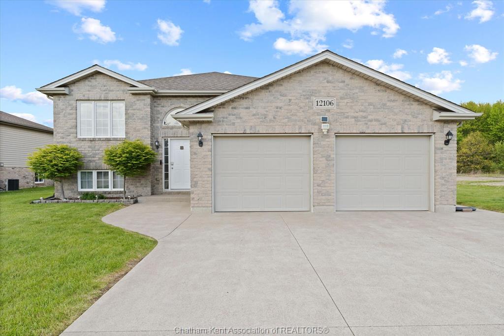 MLS# 26010995: 12106 DUCHARME Lane, McGregor, Canada