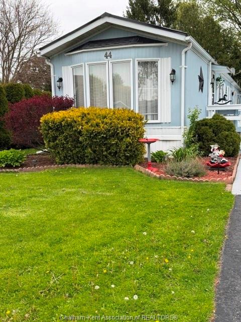 MLS# 26011052: 44 DUNKIRK Drive, Chatham, Canada