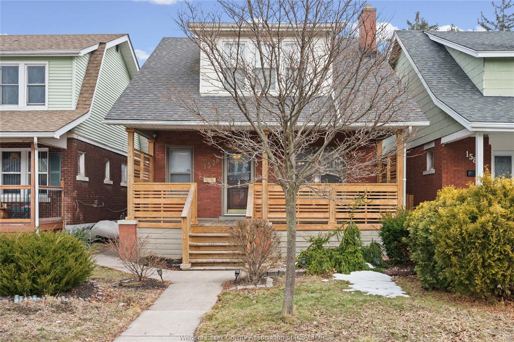 MLS# 26011090: 1578 DOUGALL Avenue, Windsor, Canada