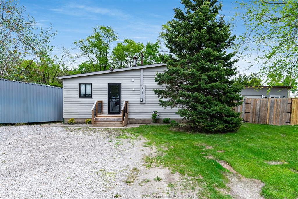 MLS# 26011110: 9290 DISPUTED Road, LaSalle, Canada