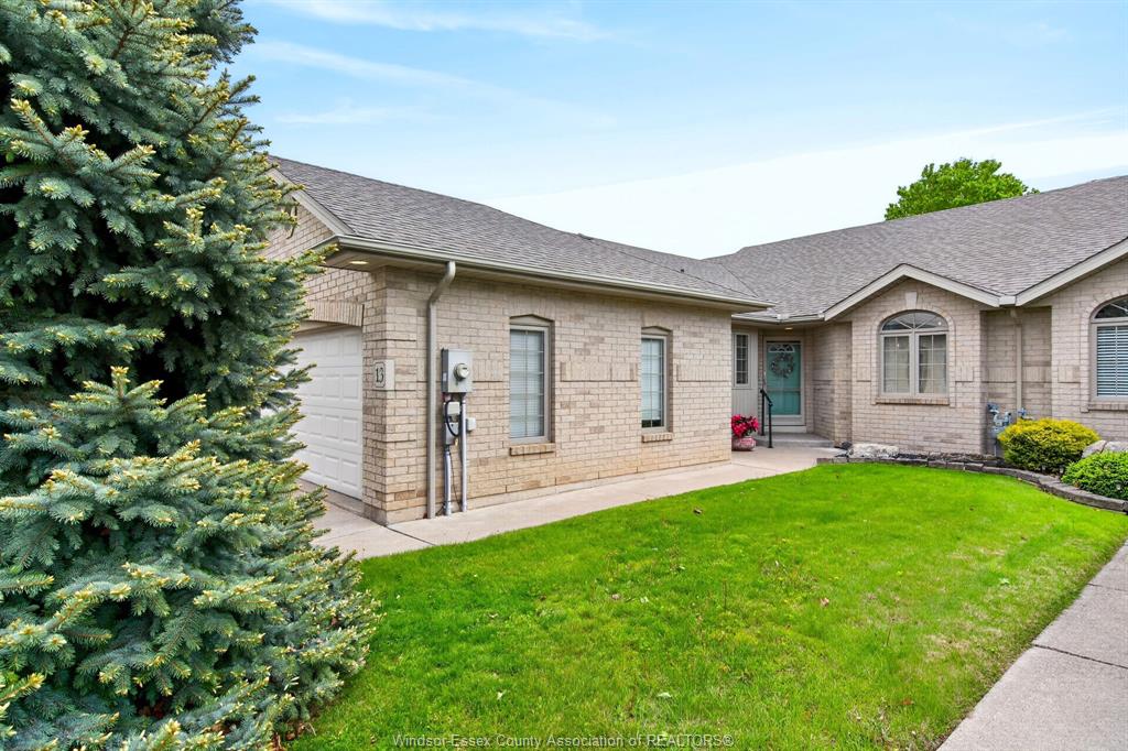 MLS# 26011086: 13 Leonard Drive, Kingsville, Canada