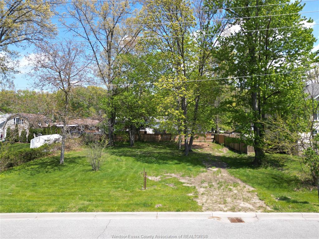 MLS# 26011130: 1270 MAPLE, LaSalle, Canada