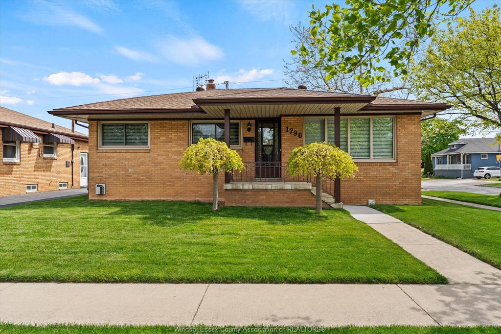 MLS# 26011141: 1796 ALBERT ROAD, Windsor, Canada