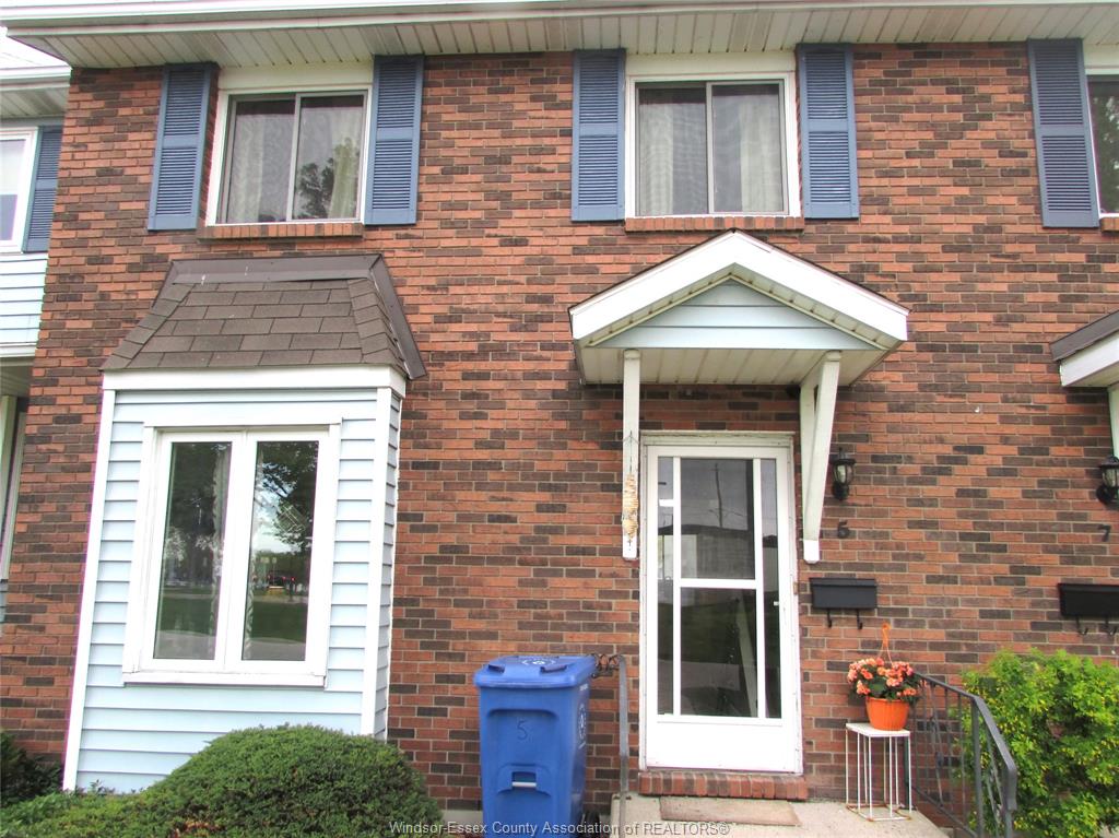 MLS# 26011236: 7 Cherry Lane  Unit# 5, Leamington, Canada