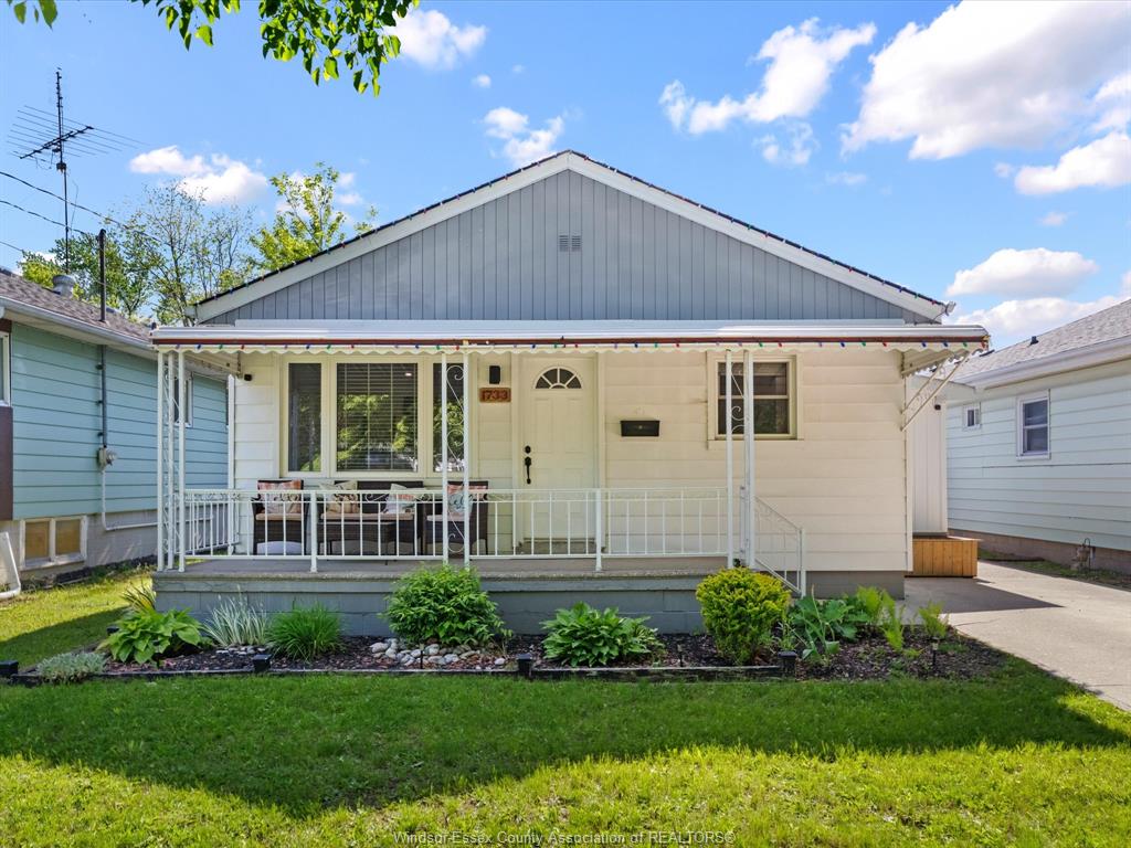 MLS# 26011260: 1733 Glendale, Windsor, Canada