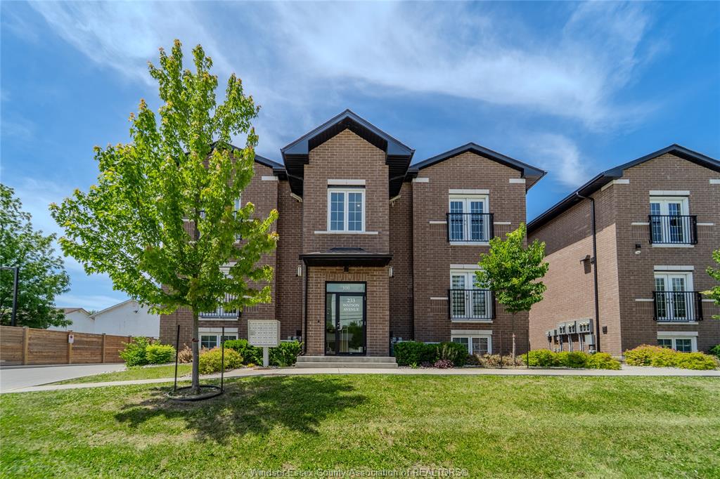 MLS# 26011271: 233 Watson Avenue Unit# 101, Windsor, Canada