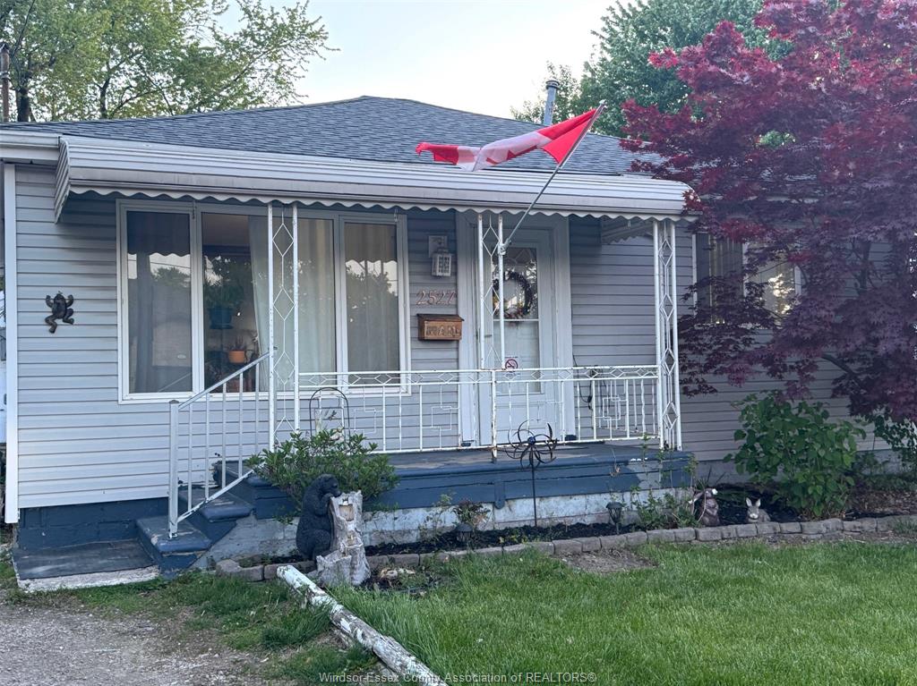 MLS# 26011287: 2527 PILLETTE Road, Windsor, Canada