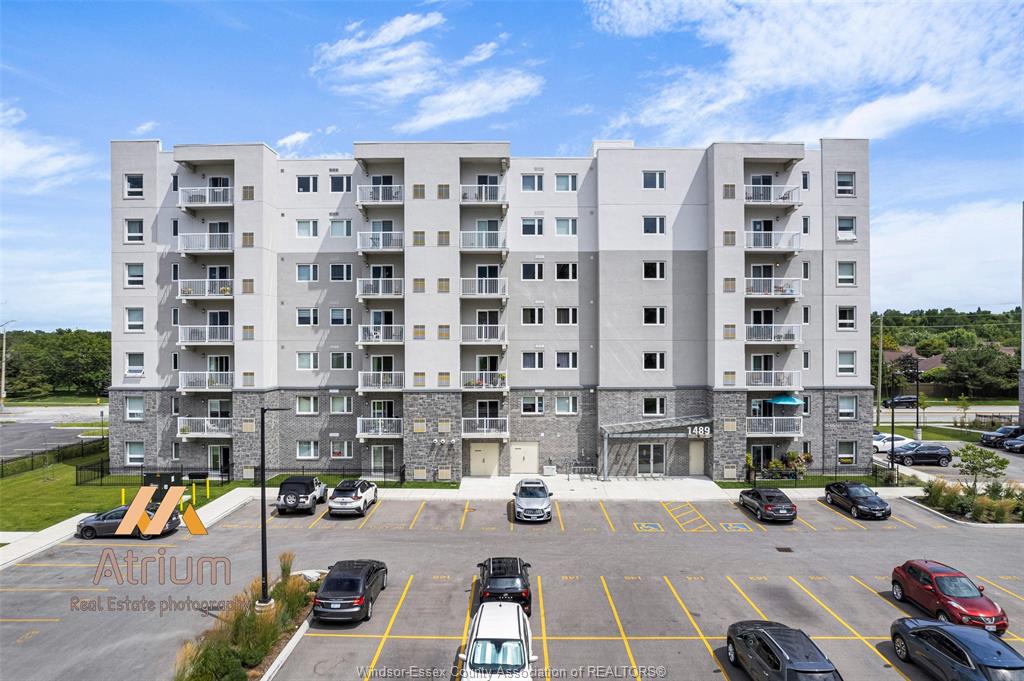 MLS# 26011381: 1489 BANWELL  Unit# 424, Windsor, Canada