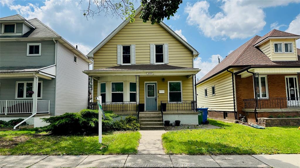 MLS# 26011385: 859 PIERRE Avenue, Windsor, Canada