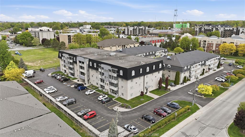 MLS# 26011457: 6055 ELLIS Street Unit# 104, LaSalle, Canada