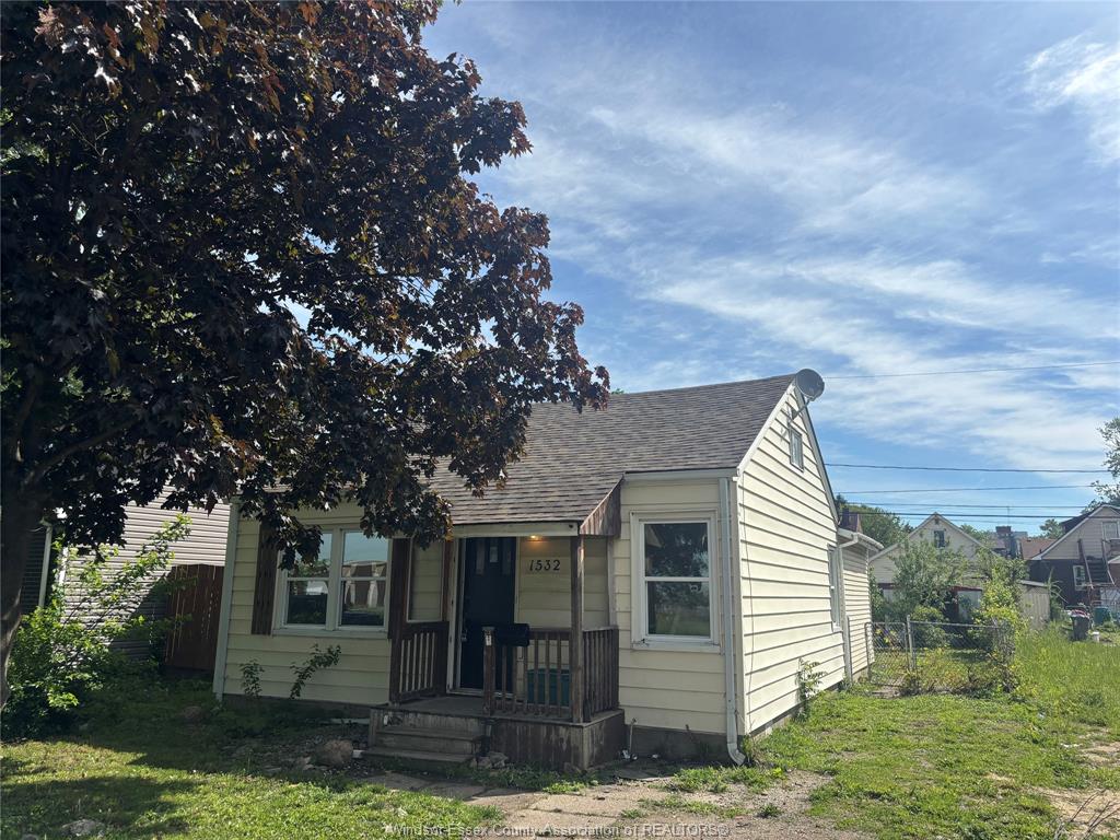 MLS# 26011504: 1532 JANETTE, Windsor, Canada