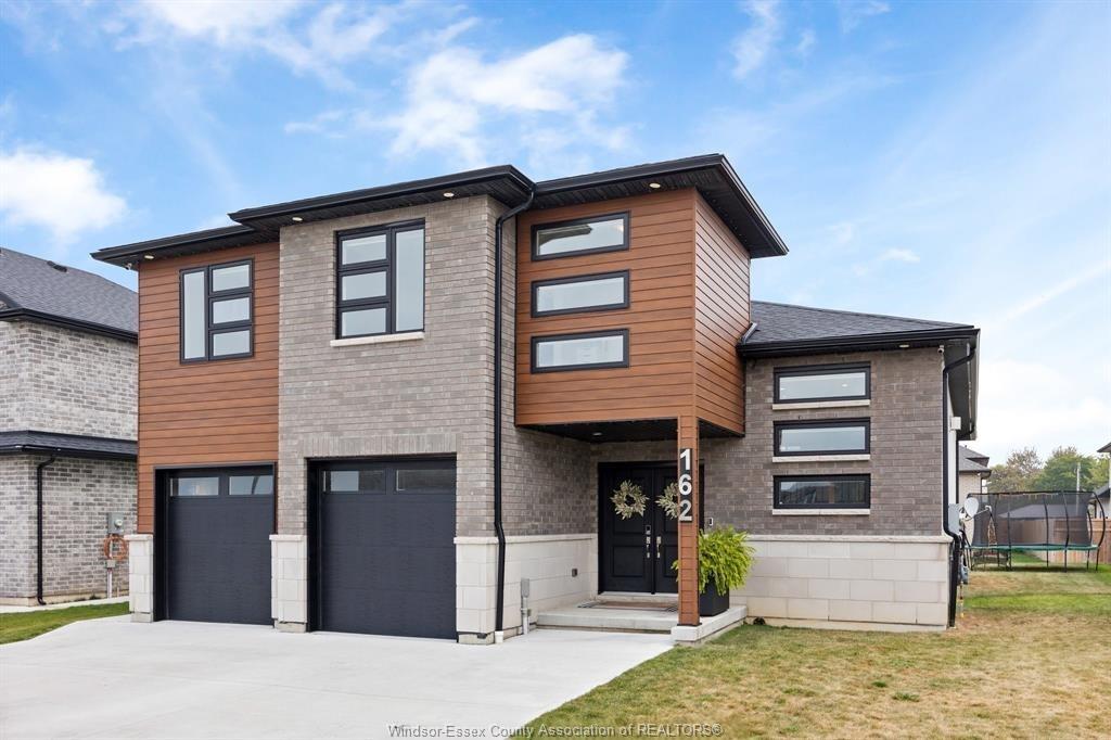 MLS# 26011518: 162 SUMMER Street, Belle River, Canada