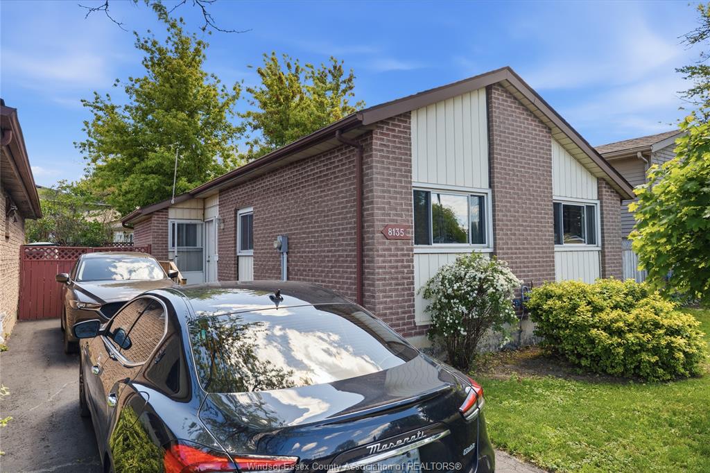 MLS# 26011540: 8135 LITTLE RIVER, Windsor, Canada