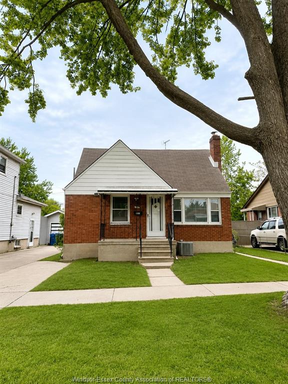 MLS# 26011446: 1435 HICKORY, Windsor, Canada