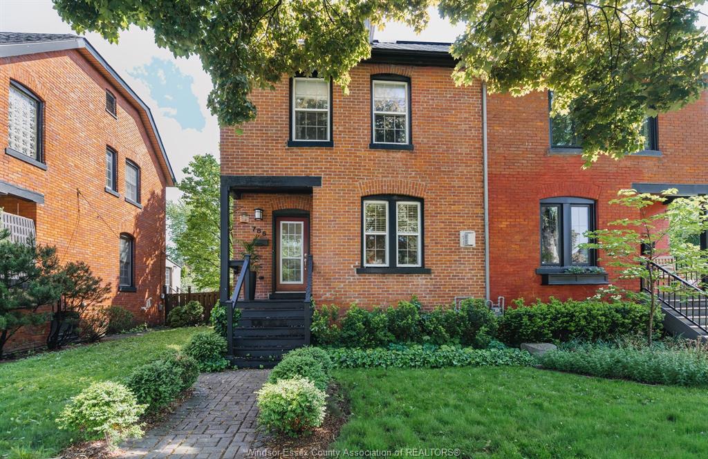 MLS# 26011565: 786 Monmouth Road, Windsor, Canada
