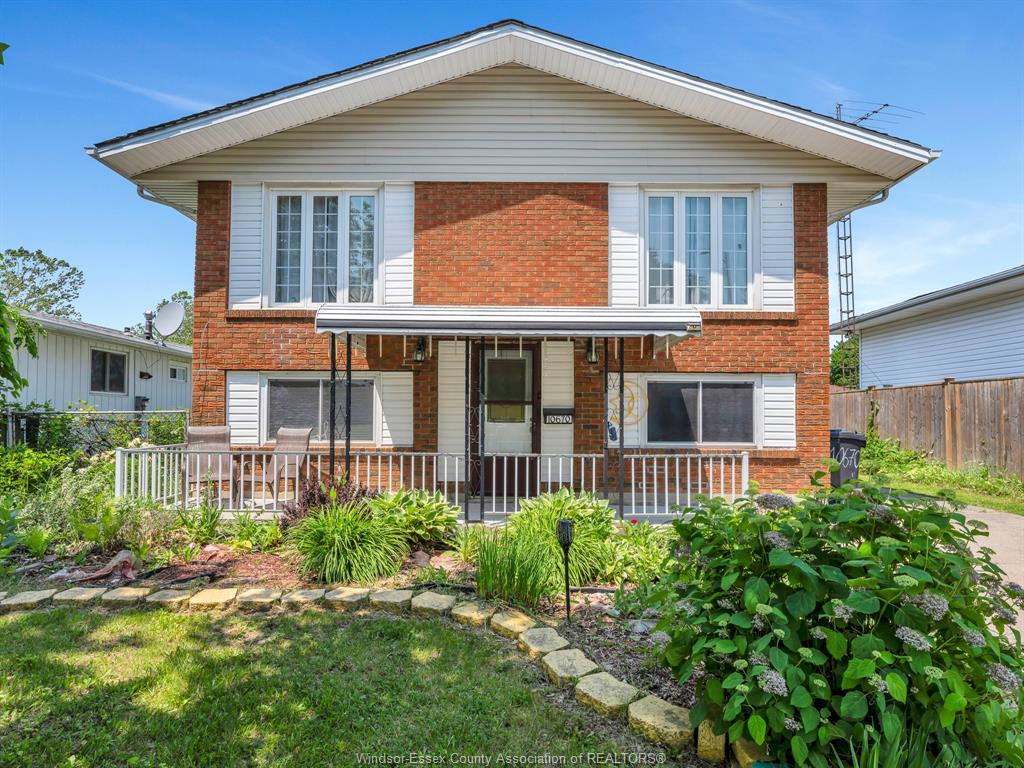 MLS# 26011682: 10670 LAMBETH Road, Windsor, Canada