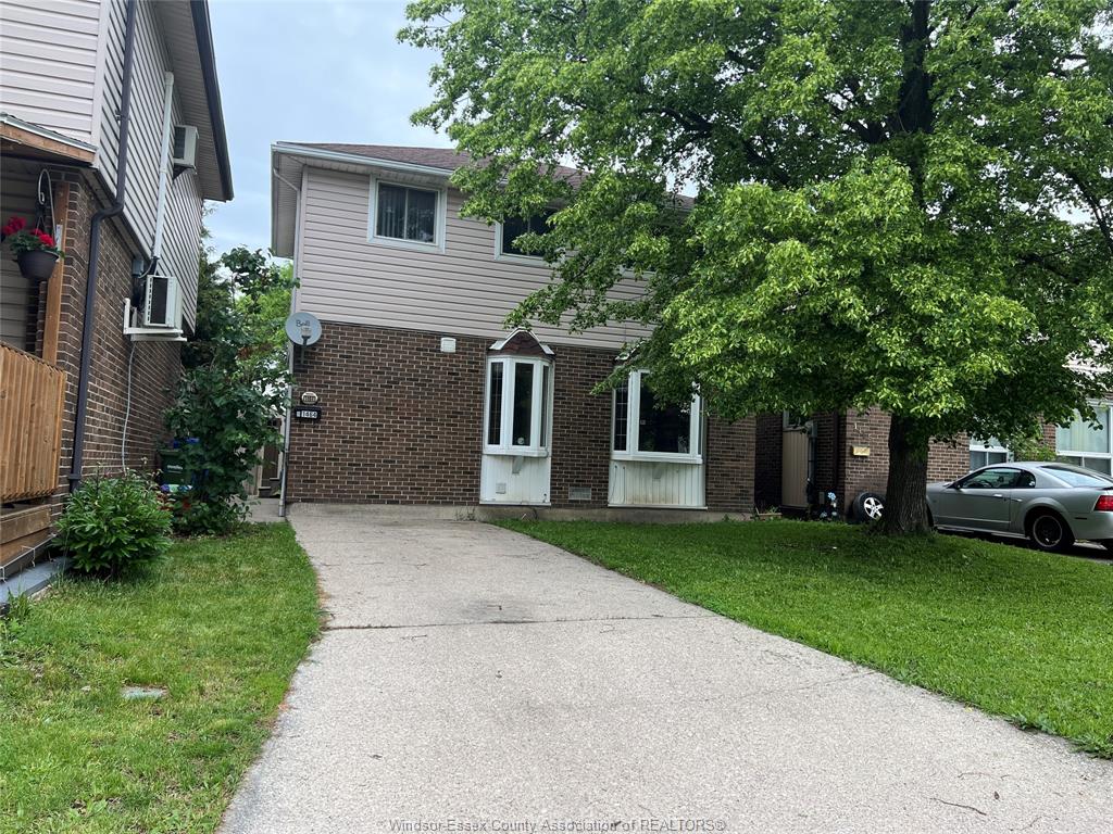MLS# 26011720: 1464 BAYSWATER, Windsor, Canada