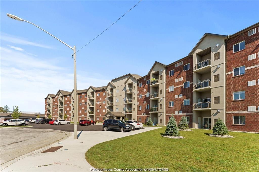 MLS# 26011731: 1888 WESTVIEW PARK Boulevard Unit# 409, LaSalle, Canada