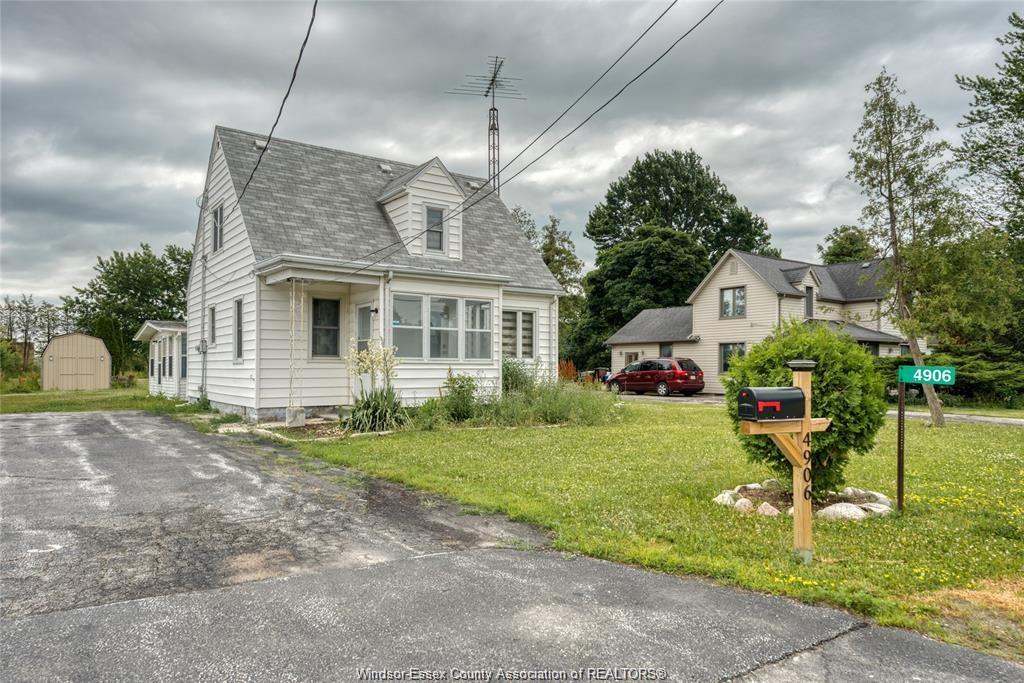 MLS# 26011789: 4906 HOWARD Avenue, Tecumseh, Canada