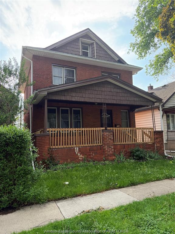 MLS# 26011831: 1180 ALBERT, Windsor, Canada