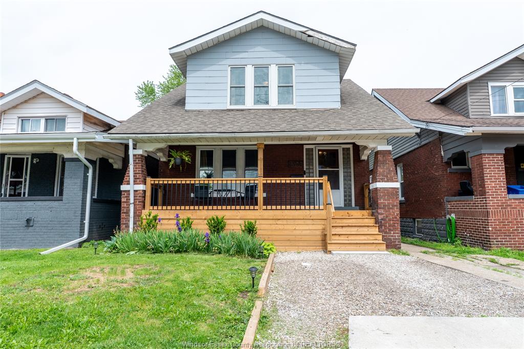 MLS# 26011820: 1366 Dufferin Place, Windsor, Canada