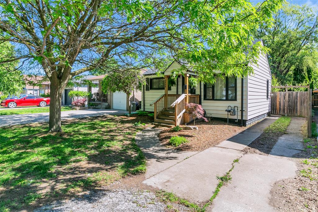 MLS# 26011858: 3548 TURNER Road, Windsor, Canada