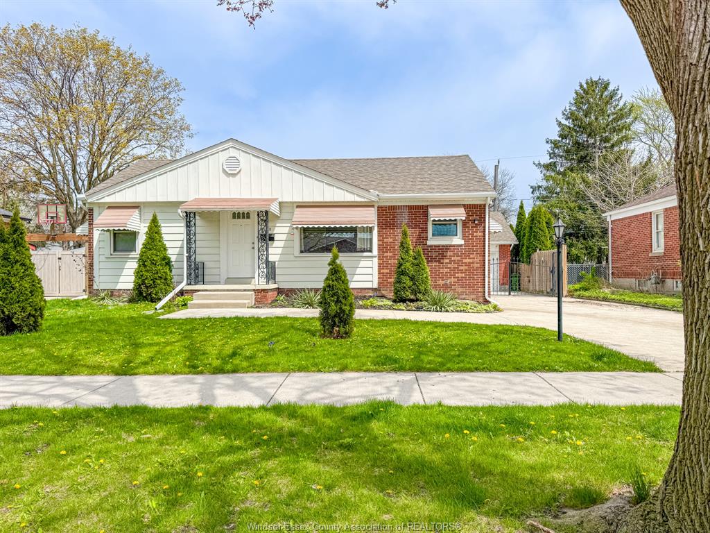 MLS# 26011822: 2628 RANDOLPH, Windsor, Canada