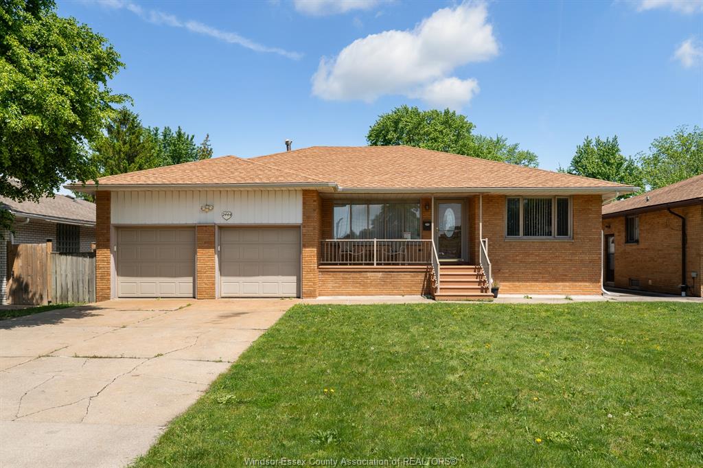MLS# 26011817: 2444 Rivard Avenue, Windsor, Canada