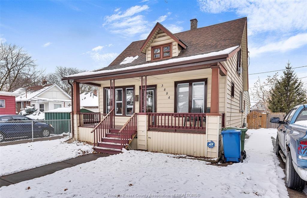 MLS# 26011906: 3484 PETER Street, Windsor, Canada