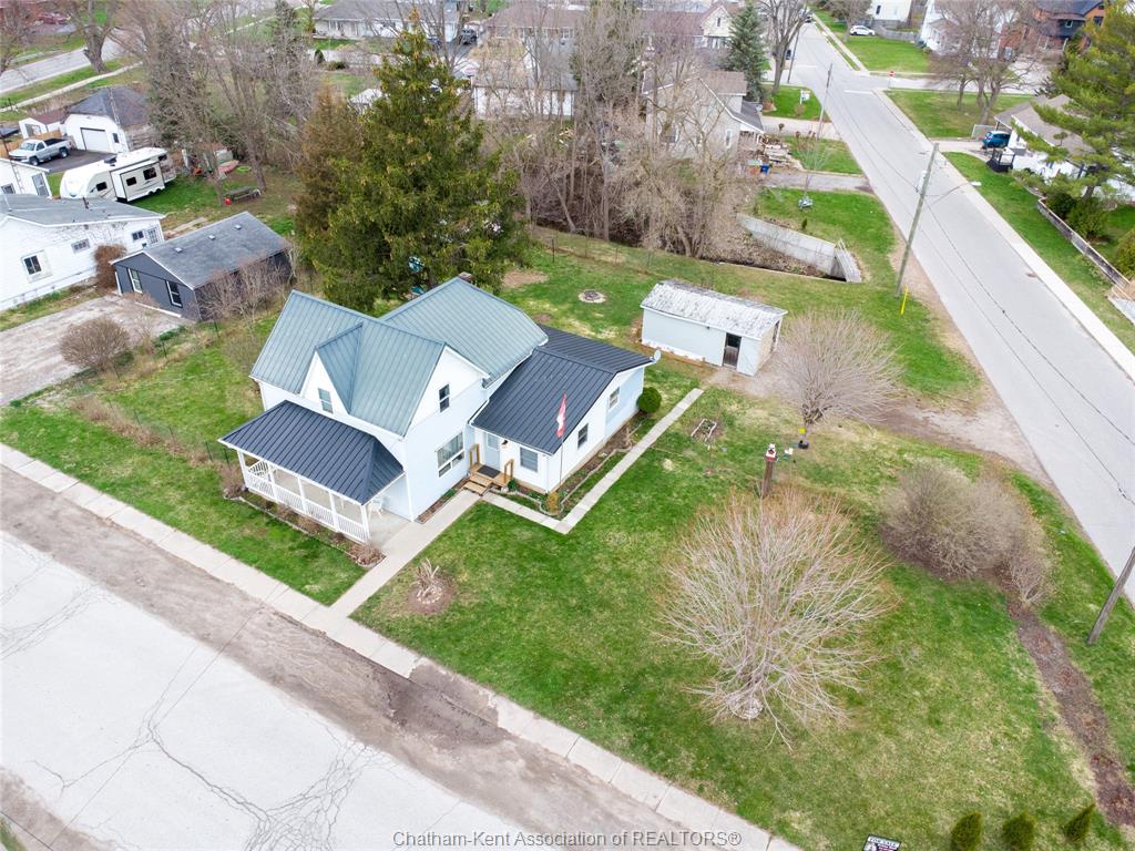 MLS# 26011902: 84 SHERMAN Street, Thamesville, Canada