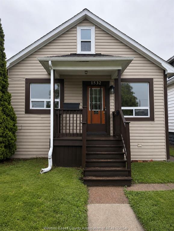 MLS# 26011934: 1532 Albert, Windsor, Canada