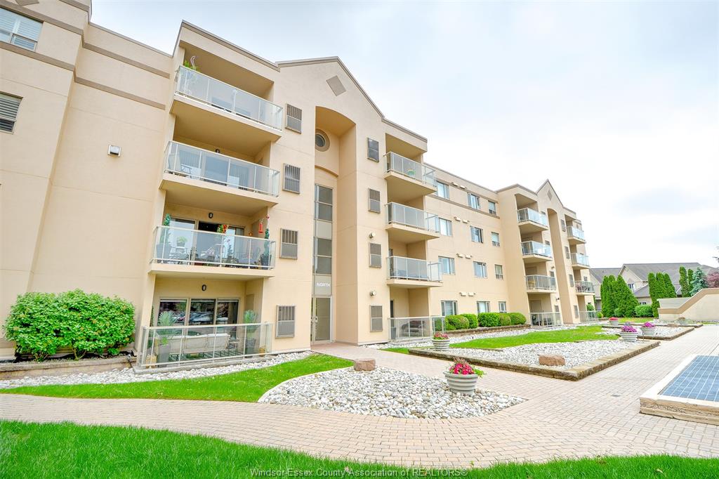 MLS# 26012013: 320 VILLAGE GROVE Drive Unit# A401, Tecumseh, Canada