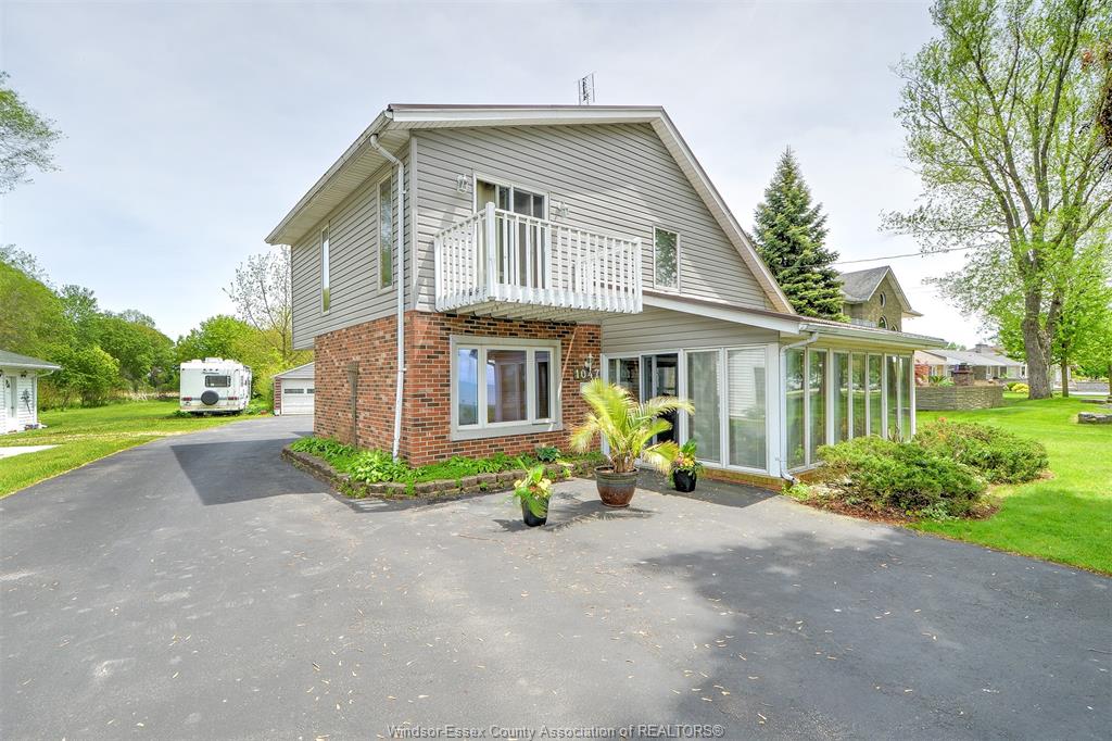 MLS# 26012016: 1047 FRONT Road, Amherstburg, Canada