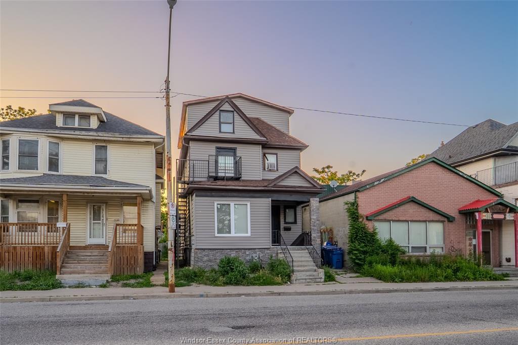 MLS# 26012149: 446 WYANDOTTE Street, Windsor, Canada