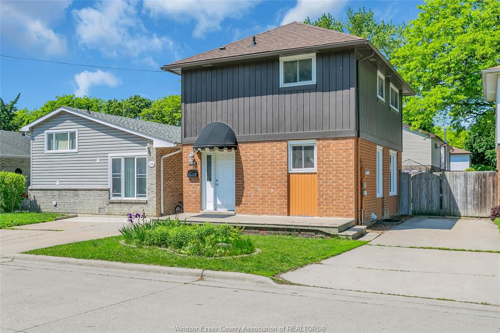 MLS# 26012154: 1148 AIRE Place, Windsor, Canada