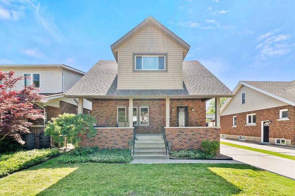 MLS# 26012152: 2347 Windermere Road, Windsor, Canada