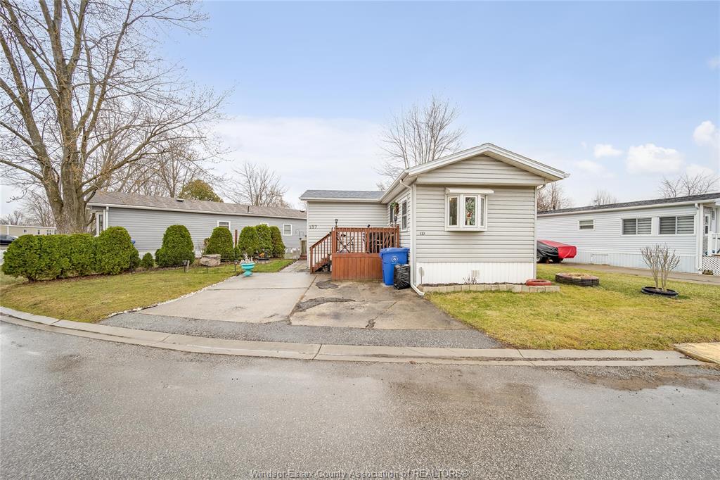 MLS# 26012041: 137 DANA Drive, Essex, Canada